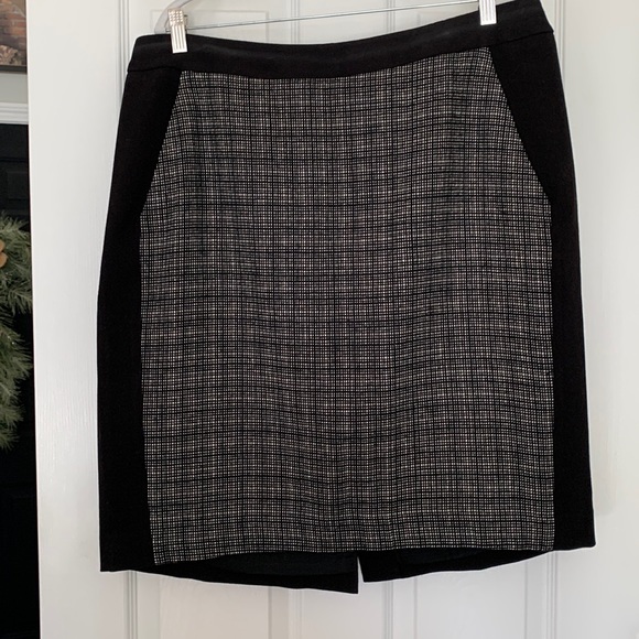 🌺TALBOTS TWEED FRONT SKIRT🌺 - Picture 1 of 5